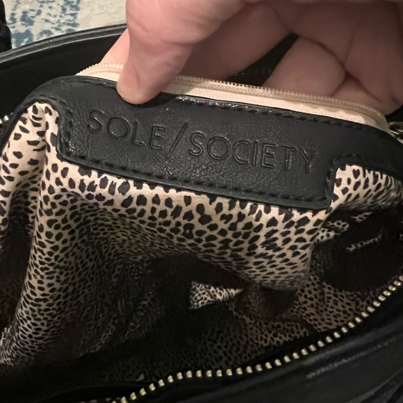 Sold - Picture 2 of 9